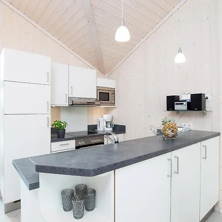 2 Sea C 32 Großenbrode