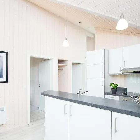 2 Sea C 32 Holiday home